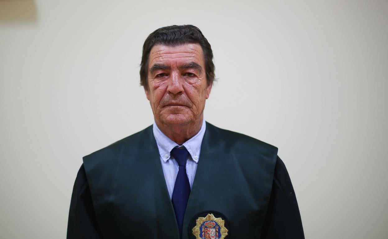 Emilio Calatayud valora el trabajo de la Guardia Civil