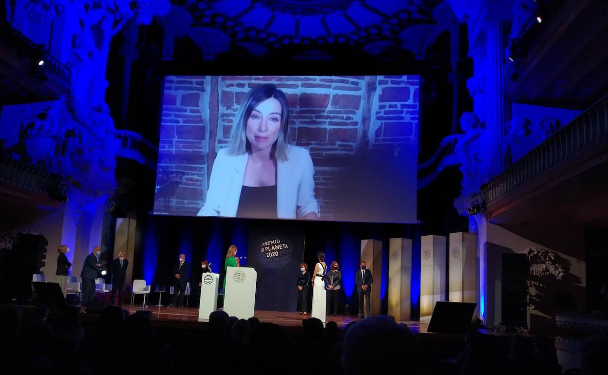 García Sáenz de Urturi y Barneda, reinas del Planeta en el año de la pandemia