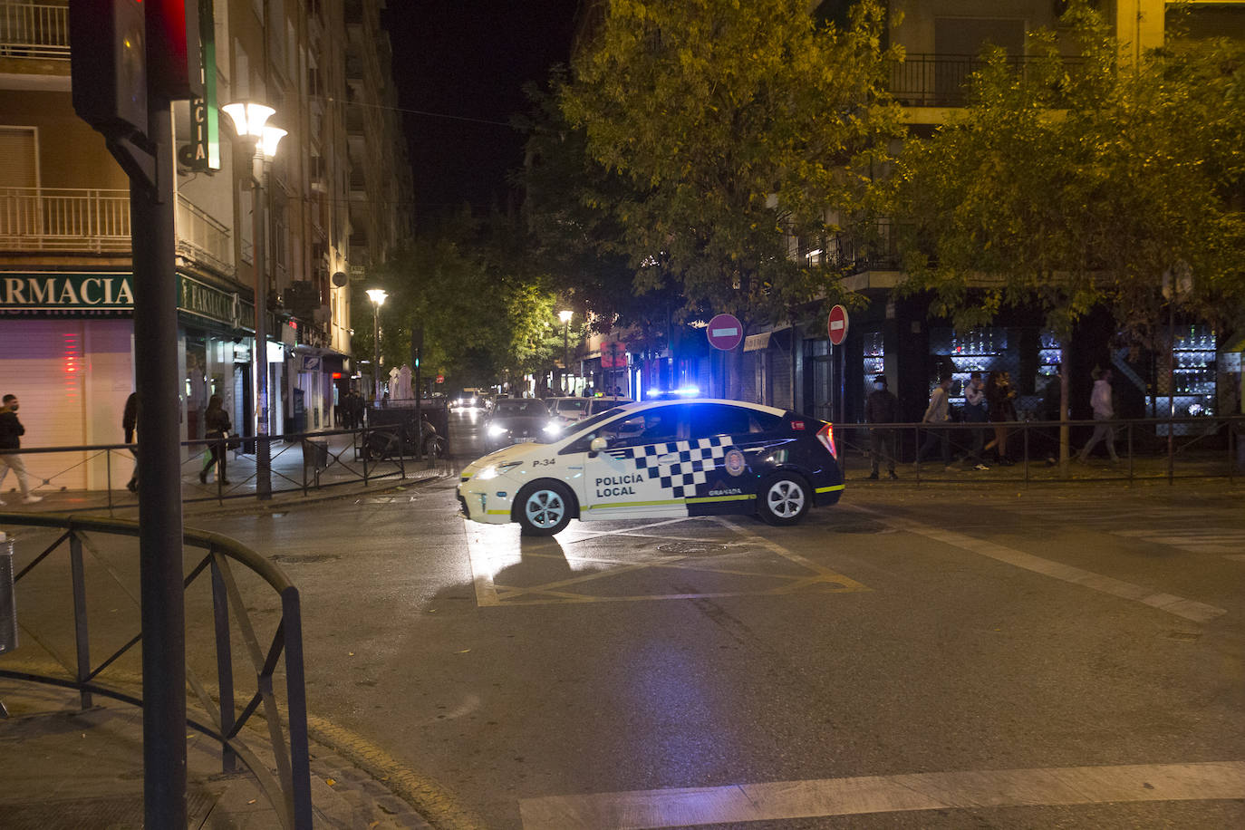 No hubo aglomeraciones en la calle ni establecimientos abiertos más allá de la hora permitida, pero sí reuniones en los pisos tras el cierre de los locales