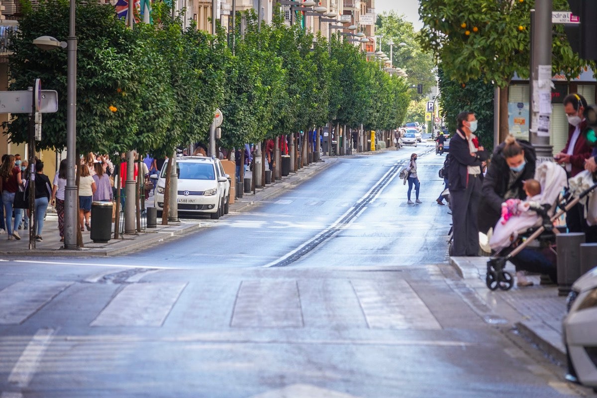 Ambiente en las calles de Granada este sábado