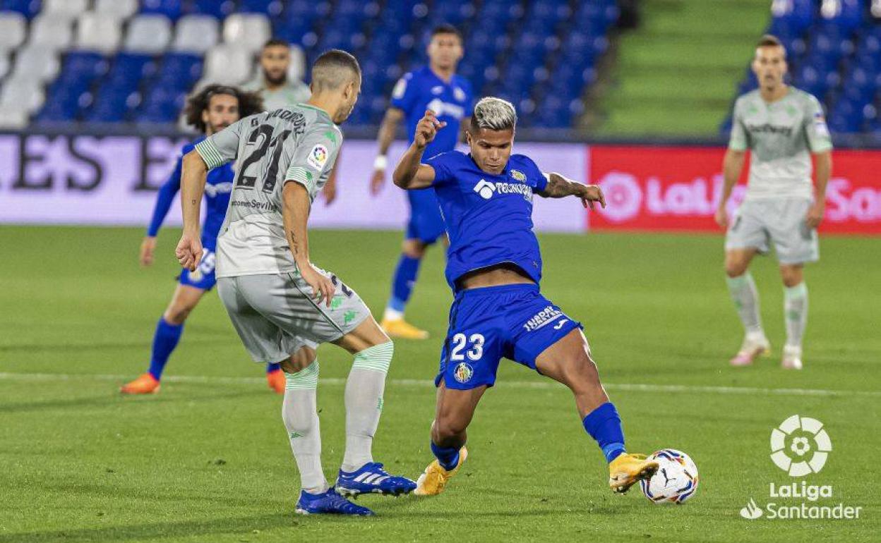 El Cucho Hernández estuvo también en la agenda del Granada. 