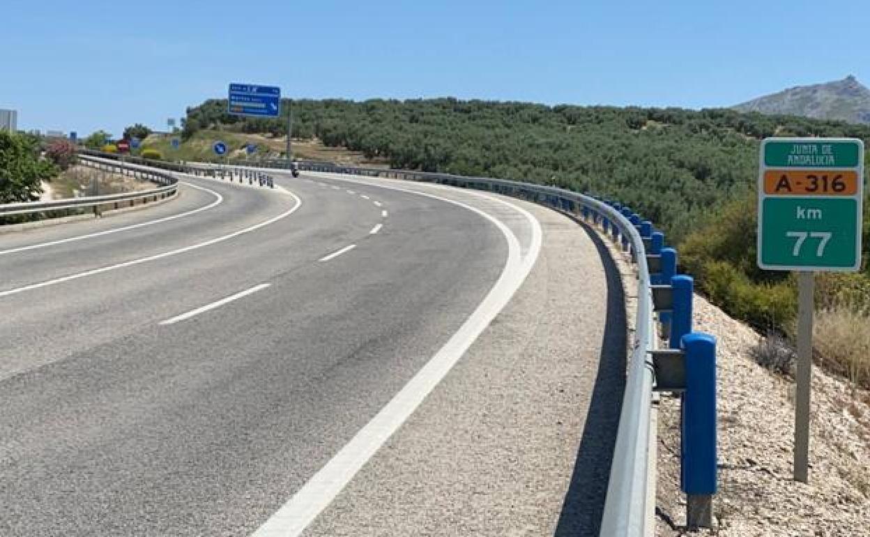 La Autovía del Olivar será intervenida por un deslizamiento.