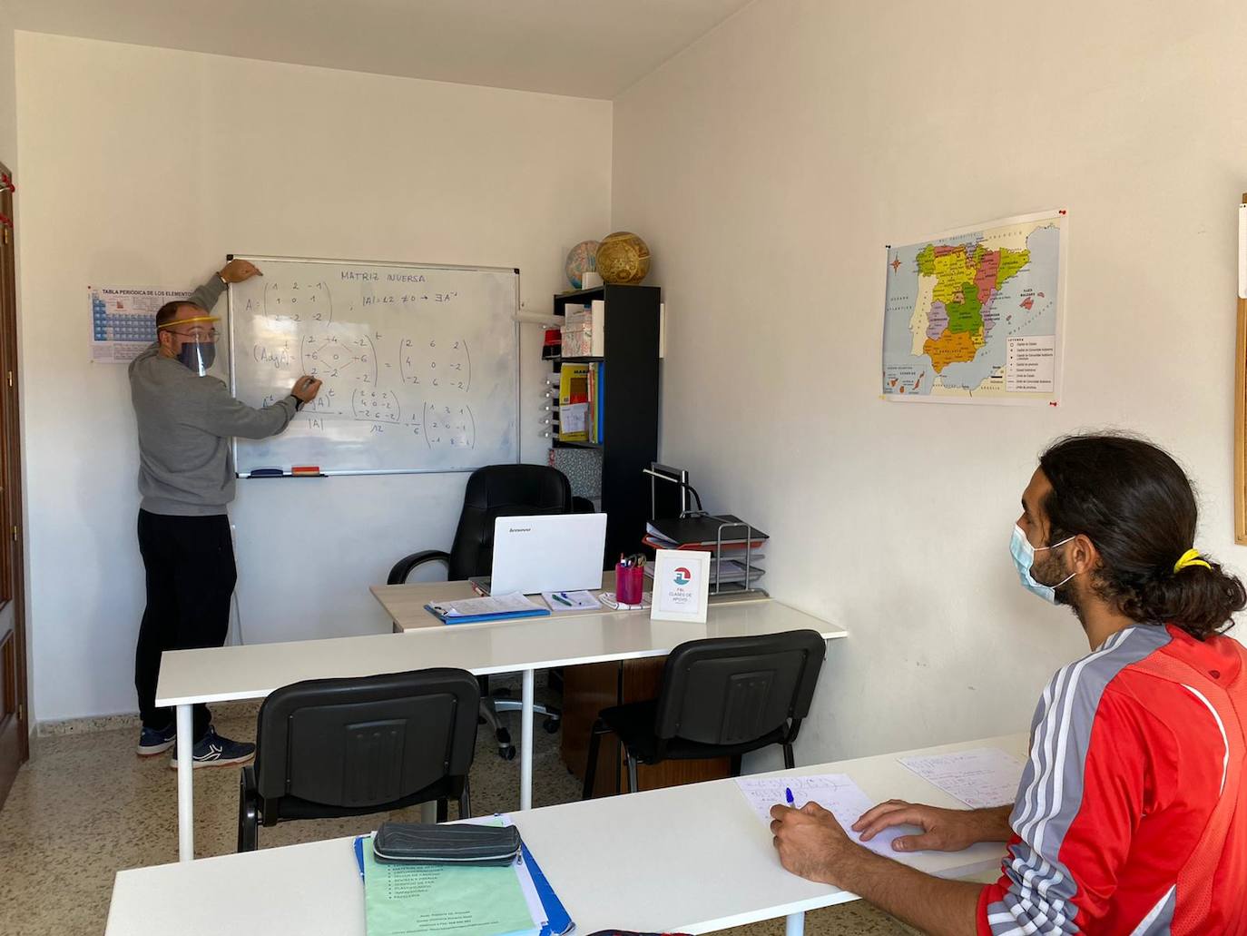 Alberto López, en plena clase. 