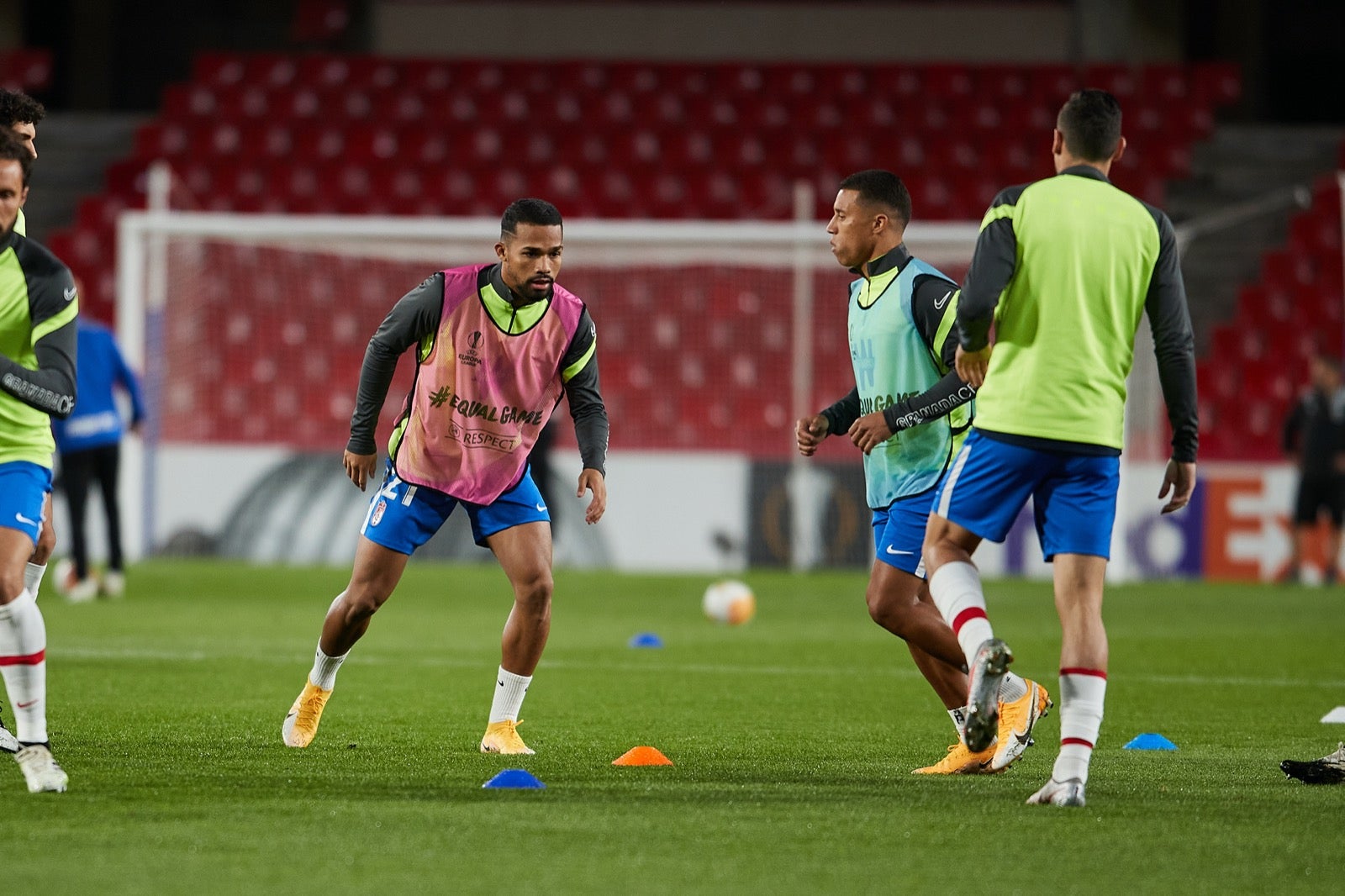 El conjunto rojiblanco se ha estrenado en Europa League en Los Cármenes