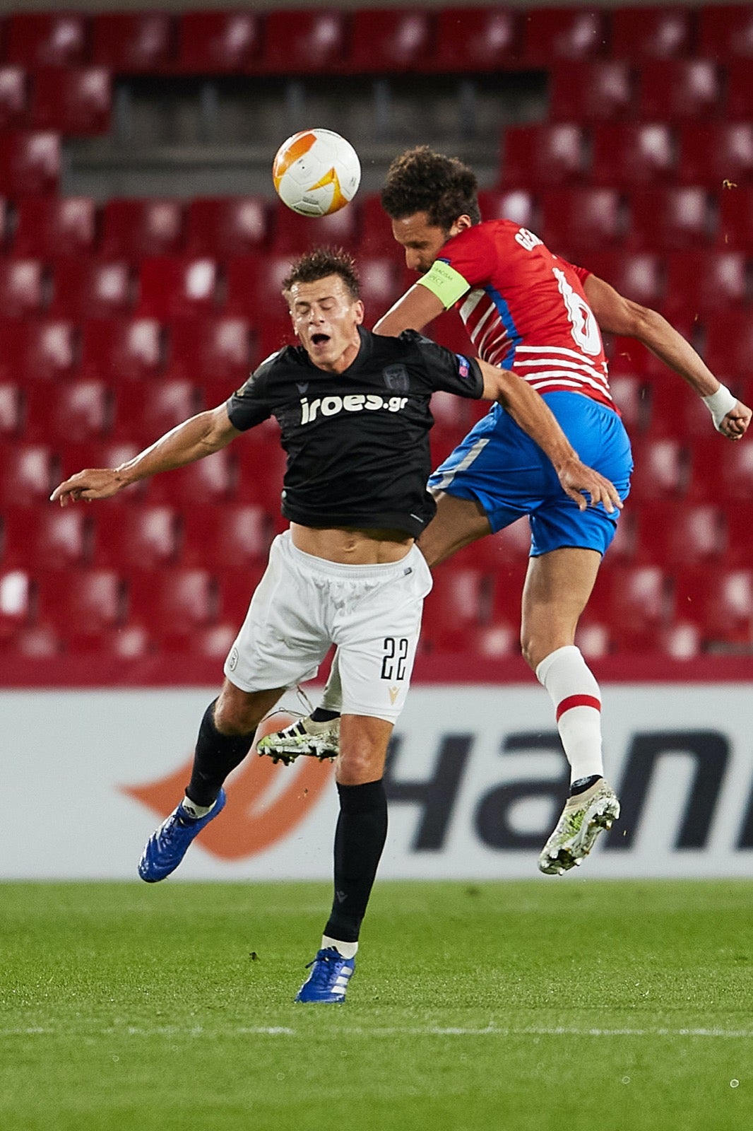 El conjunto rojiblanco se ha estrenado en Europa League en Los Cármenes