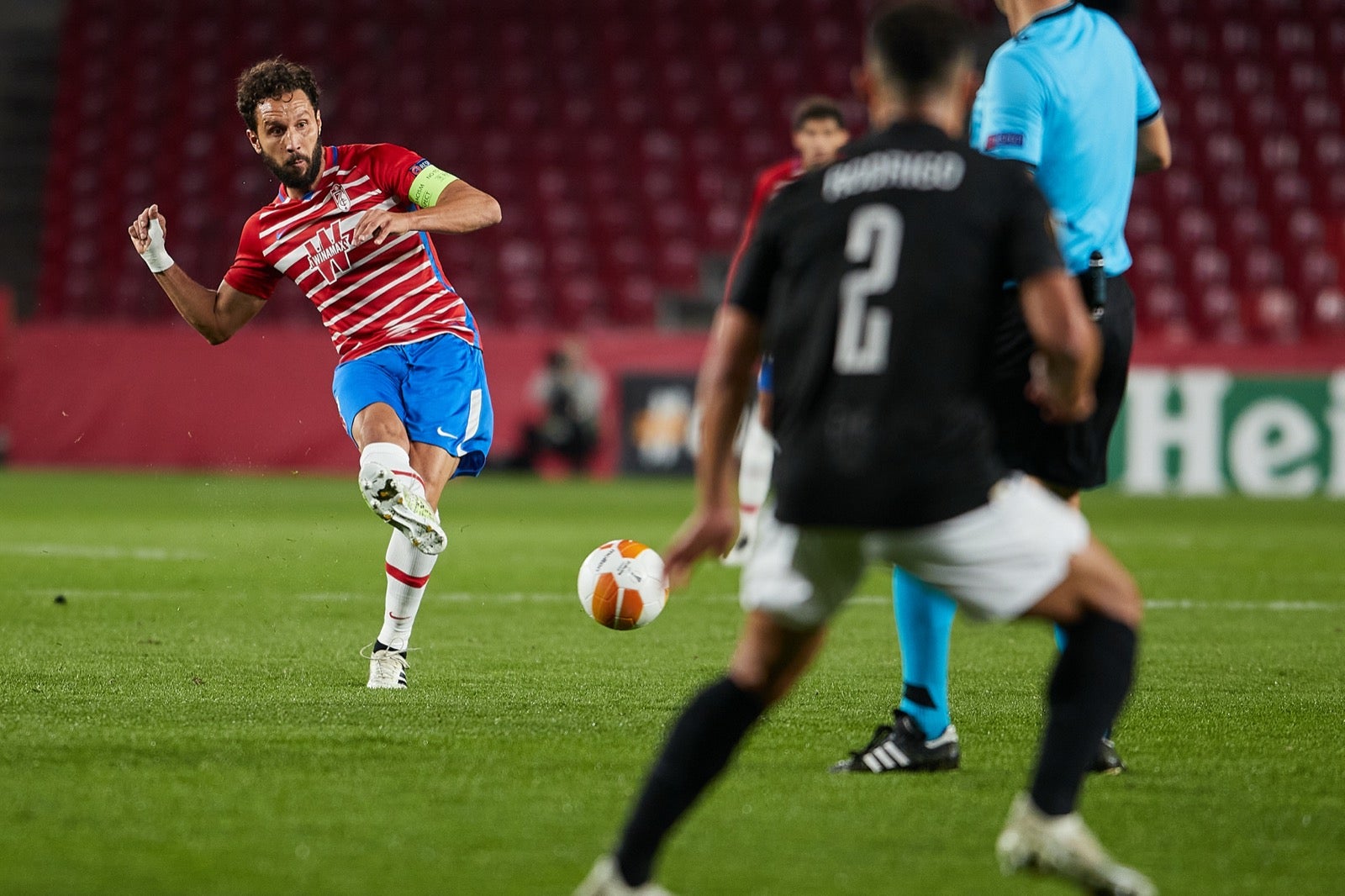 El conjunto rojiblanco se ha estrenado en Europa League en Los Cármenes