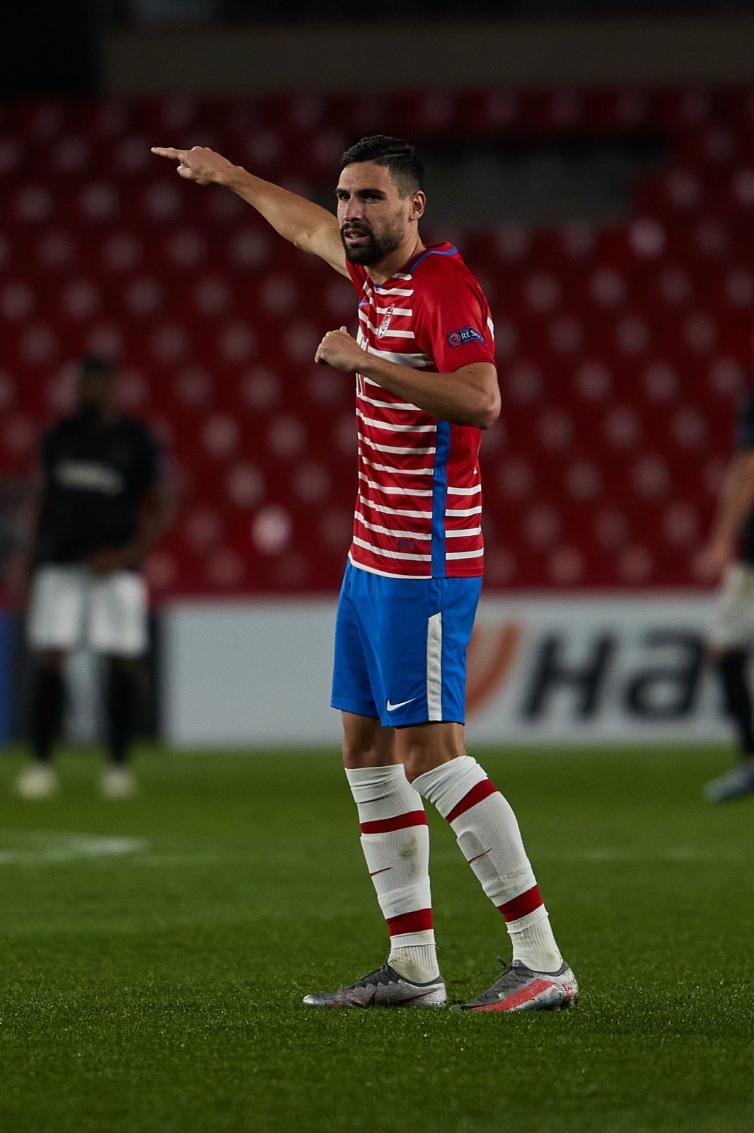 El conjunto rojiblanco se ha estrenado en Europa League en Los Cármenes