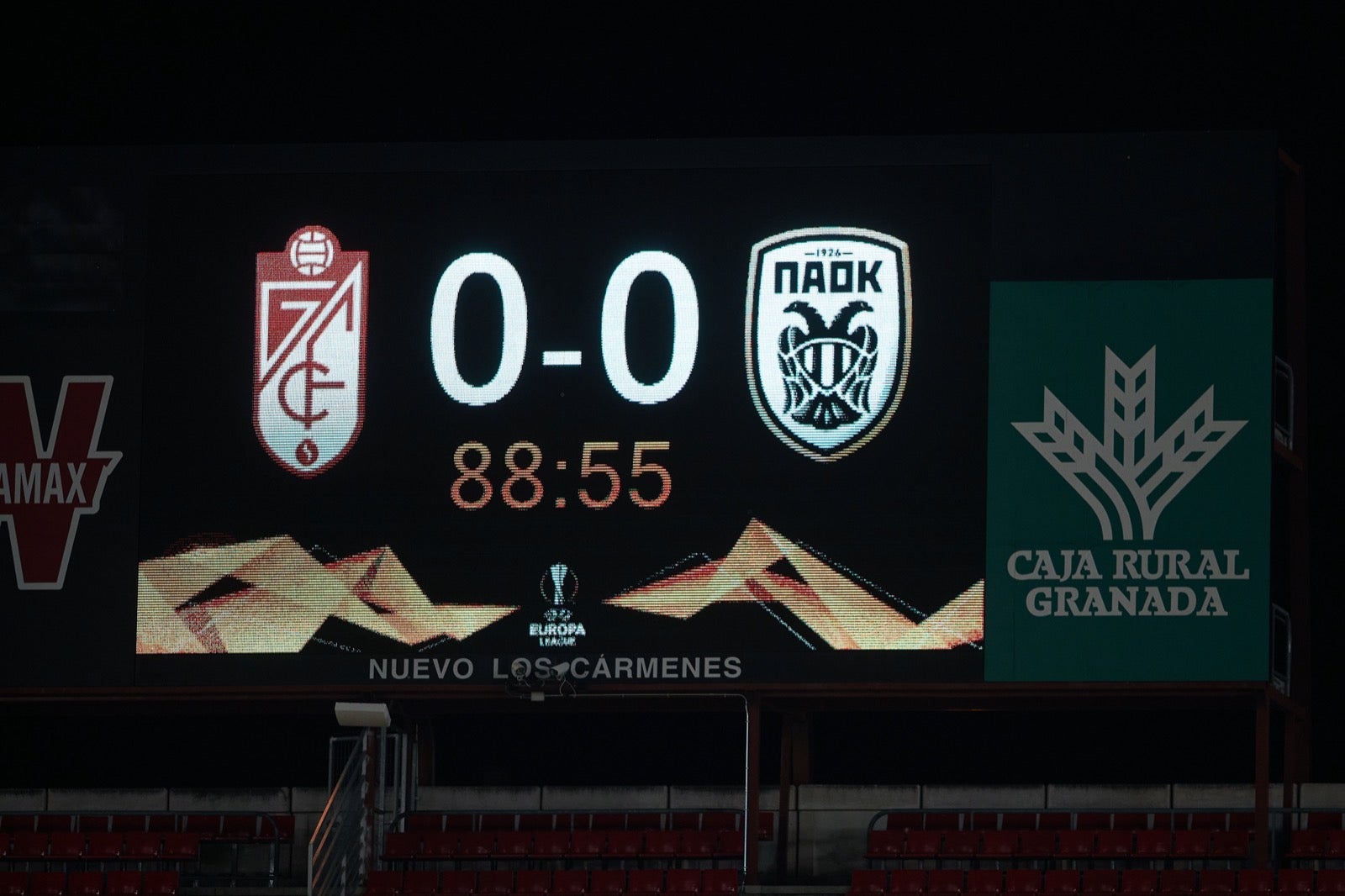 El conjunto rojiblanco se ha estrenado en Europa League en Los Cármenes