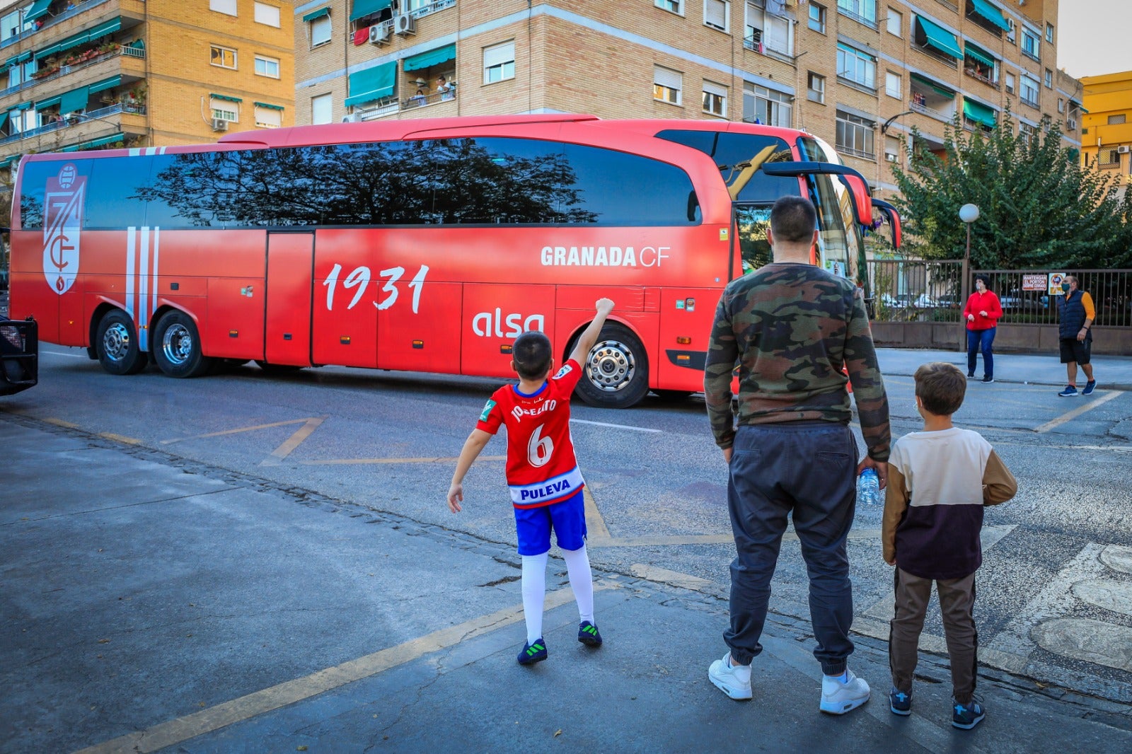 Revive en imágenes el encuentro entre rojiblancos y granotas