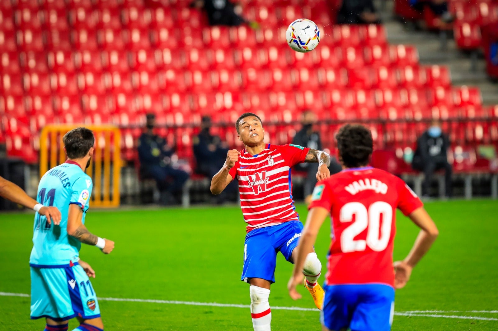 Revive en imágenes el encuentro entre rojiblancos y granotas