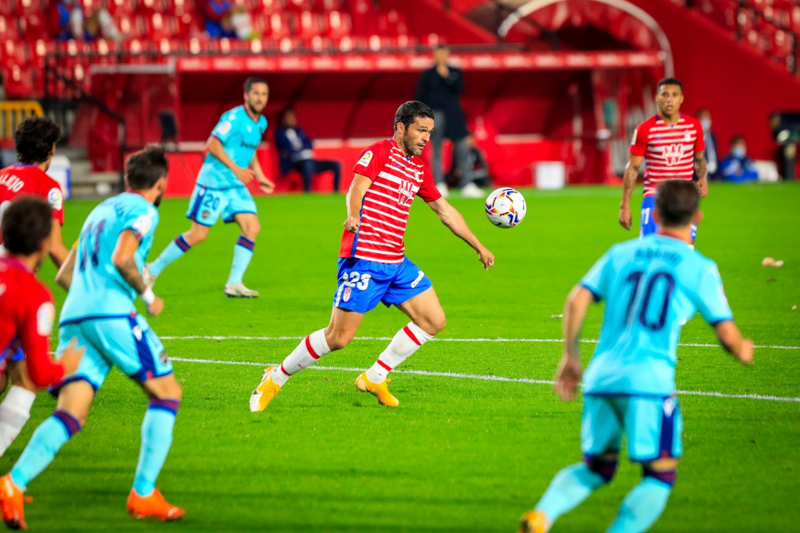 Revive en imágenes el encuentro entre rojiblancos y granotas