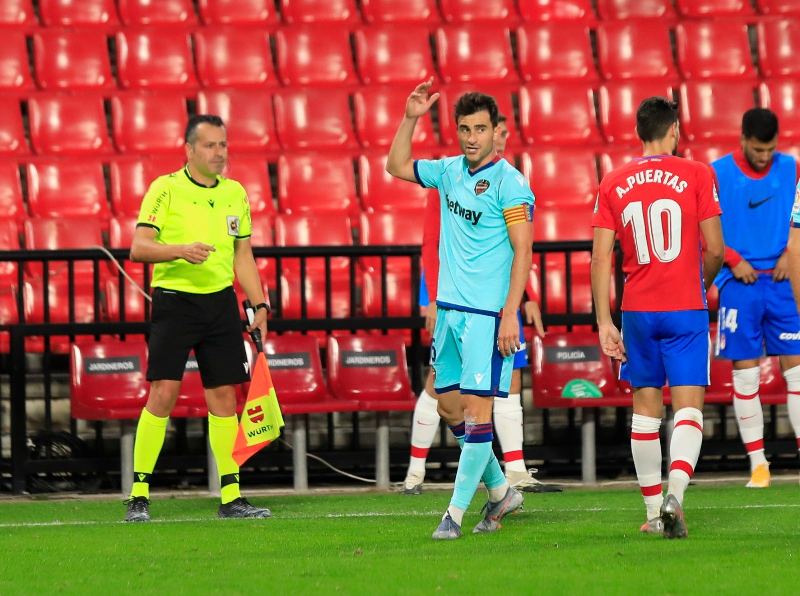 Revive en imágenes el encuentro entre rojiblancos y granotas