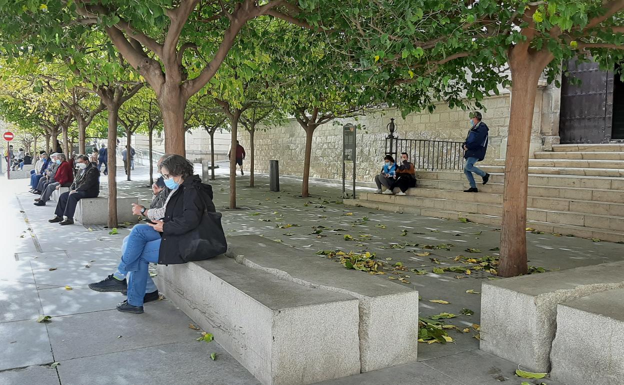 El número de personas que han pasado la enfermedad desde el inicio de la pandemia es de 16.382