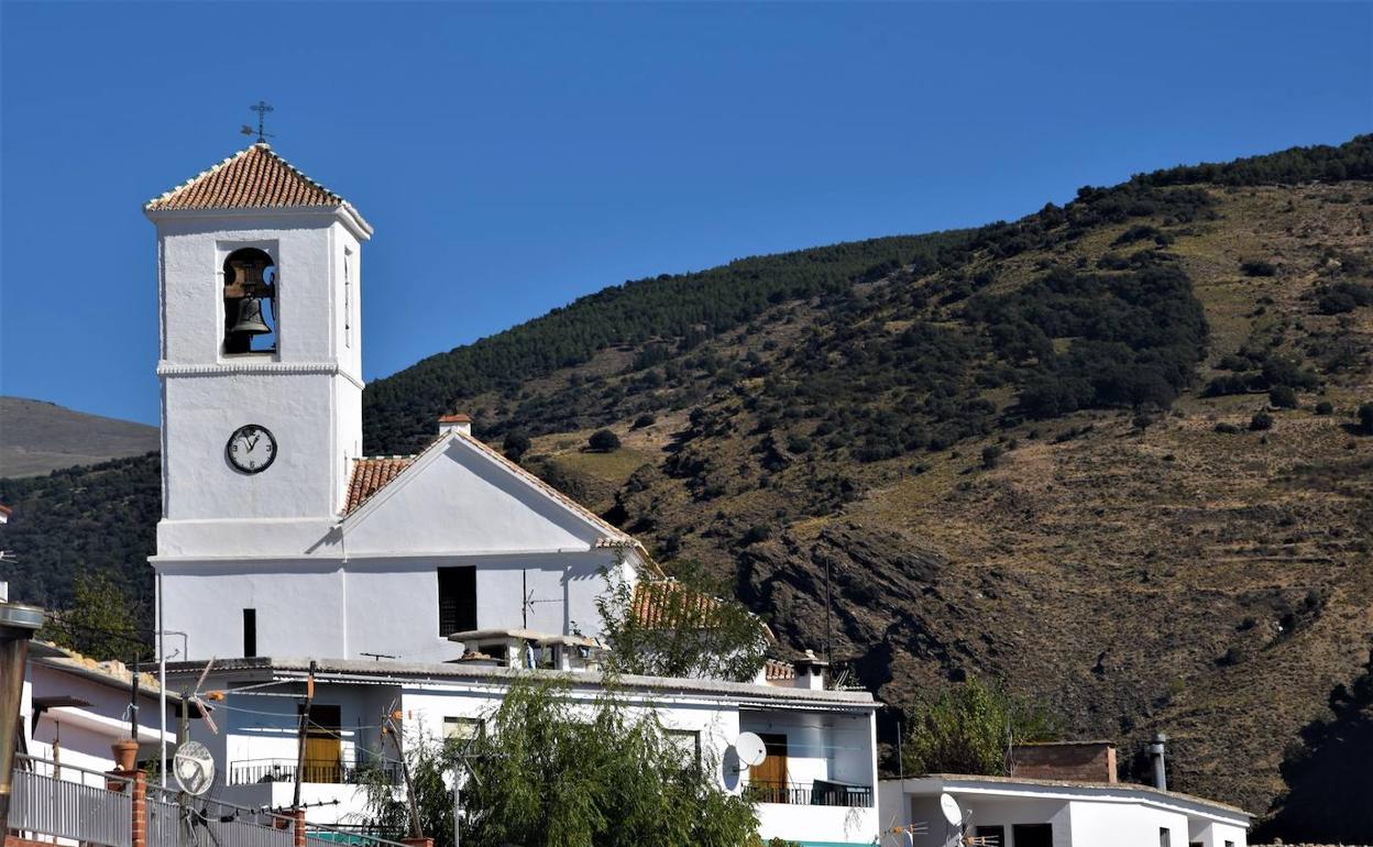 La iglesia de San Miguel Arcángel de Mecina Bombarón cumple 480 años