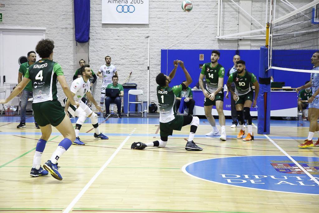 Fotos: Unicaja Almería e Ibiza lo remotan por donde lo dejaron