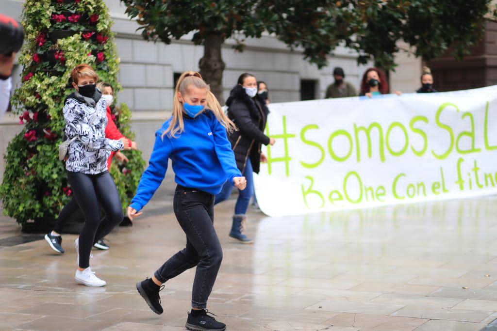 Los gimnasios protestan para poder abrir en Granada