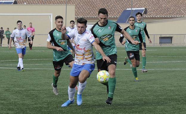 El Huétor Vega no perdona a un Real Jaén sin el plantel completo y sin ideas