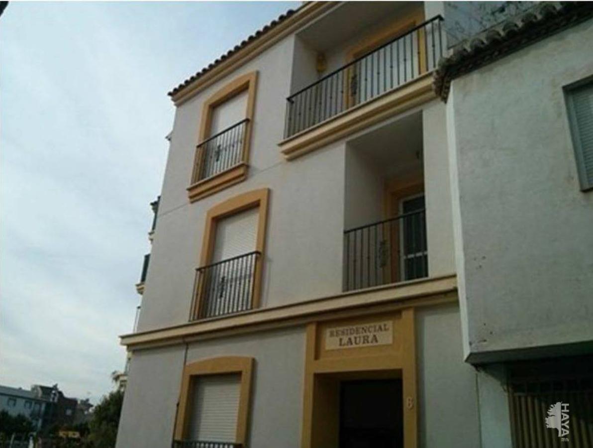 Pisos en Vélez de Benaudalla. Una y dos habitaciones. Precio: 66.200 - 83.900 euros 