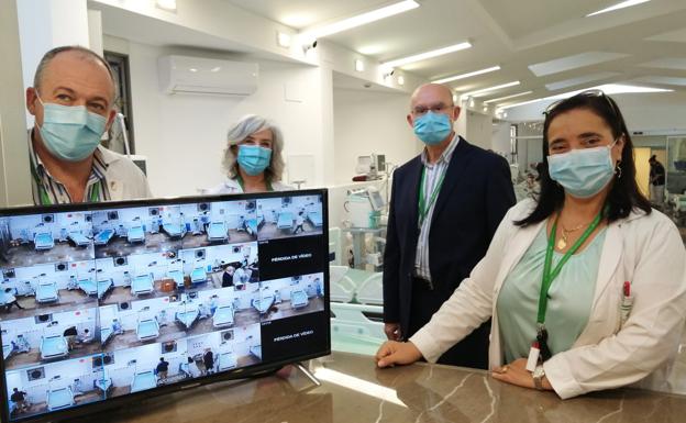 Sebastián Manzanares, director médico; Yolanda Majías, directora de Enfermería; José Luis Navarro, director de Servicios Generales; y María Ángeles García Rescalvo, gerente del Virgen de las Nieves