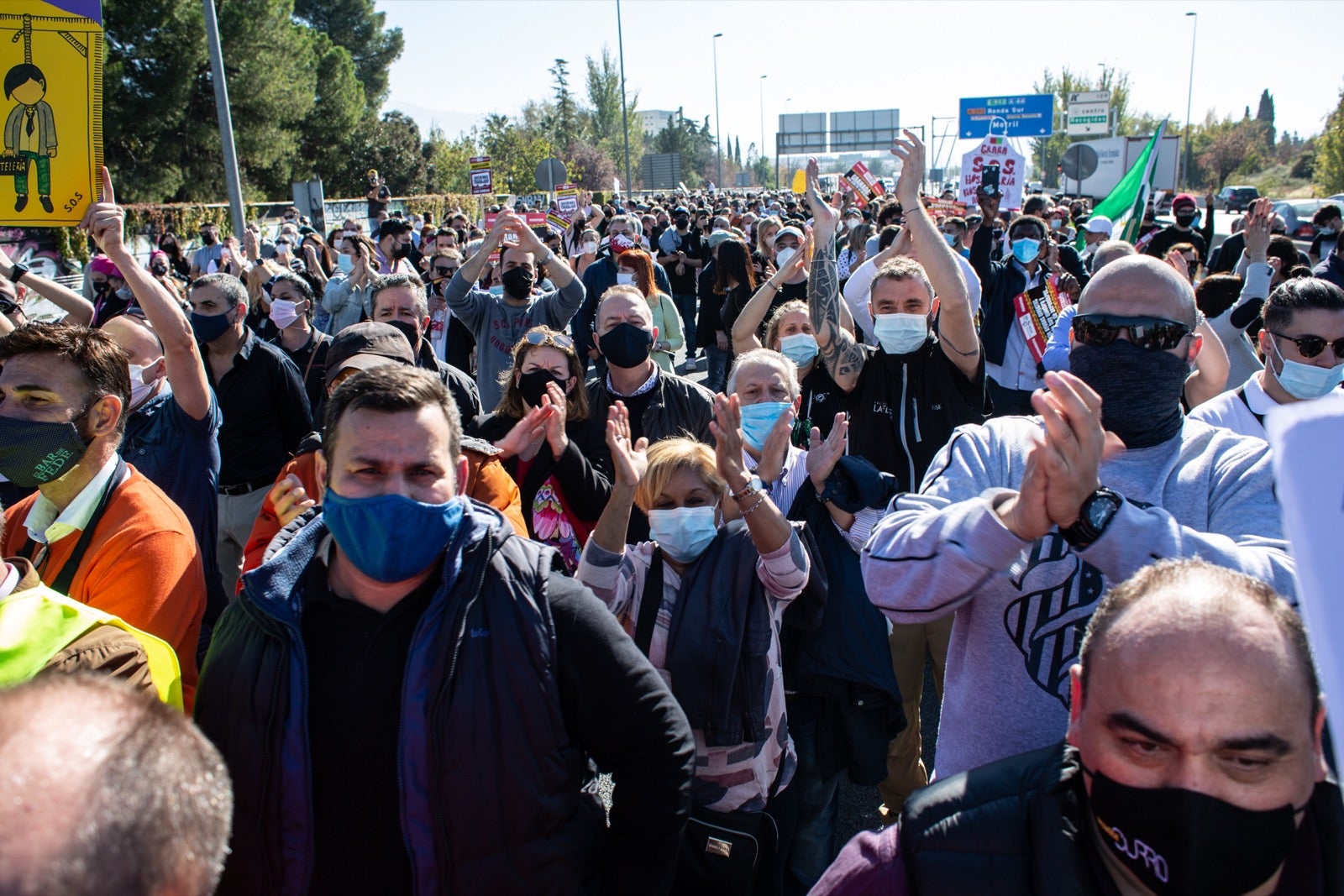 Los manifestantes han accedido a la A-44 al final de su recorrido
