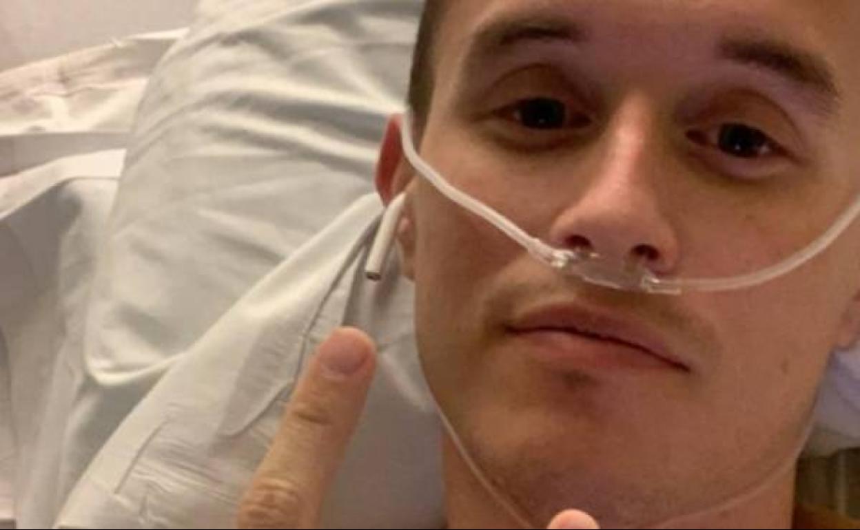 El joven médico David Burkard .