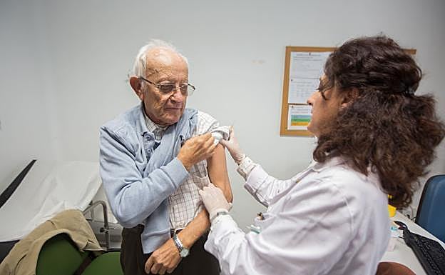 Las razones por las que los dermatólogos creen que no hay afecciones cutáneas en la nueva ola de coronavirus