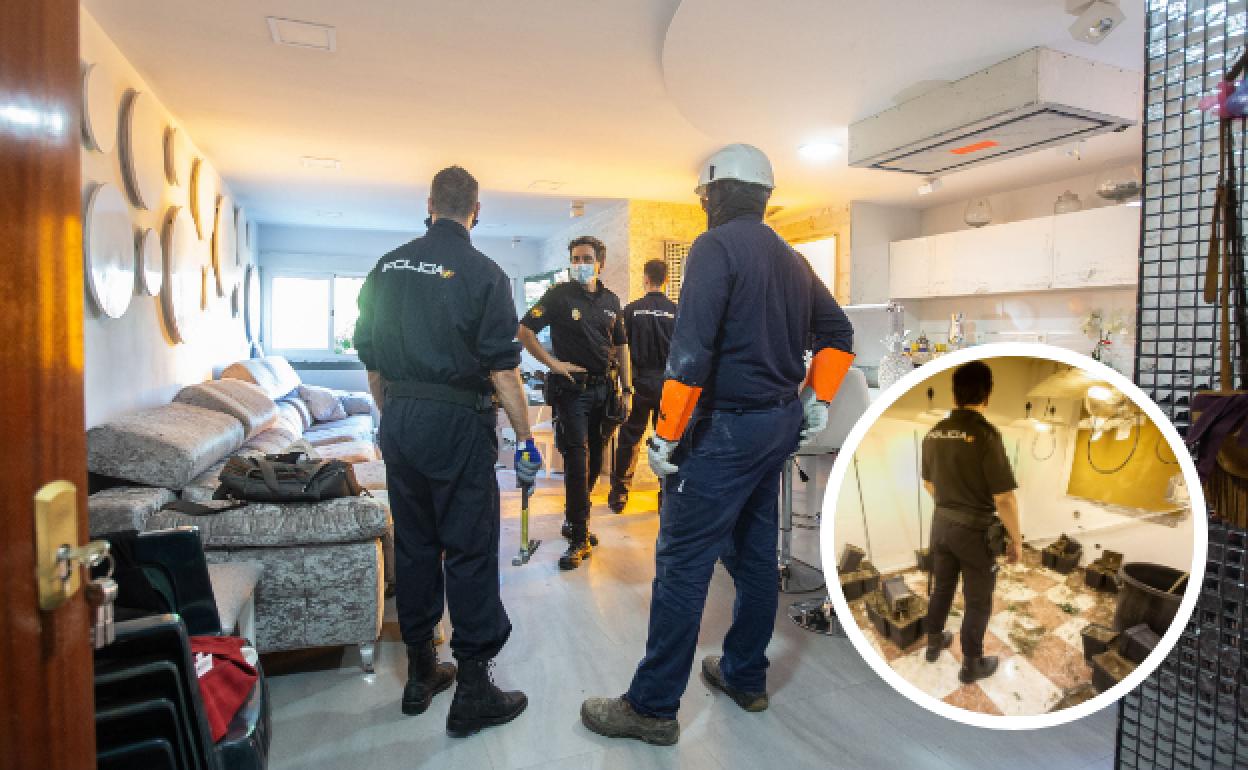 Destrozos en este piso de lujo al que reventaron la puerta para entrar. 