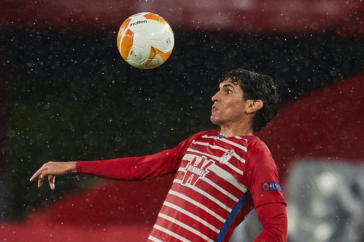 Los de Diego Martínez buscan poner pie y medio en la siguiente ronda de la Europa League.