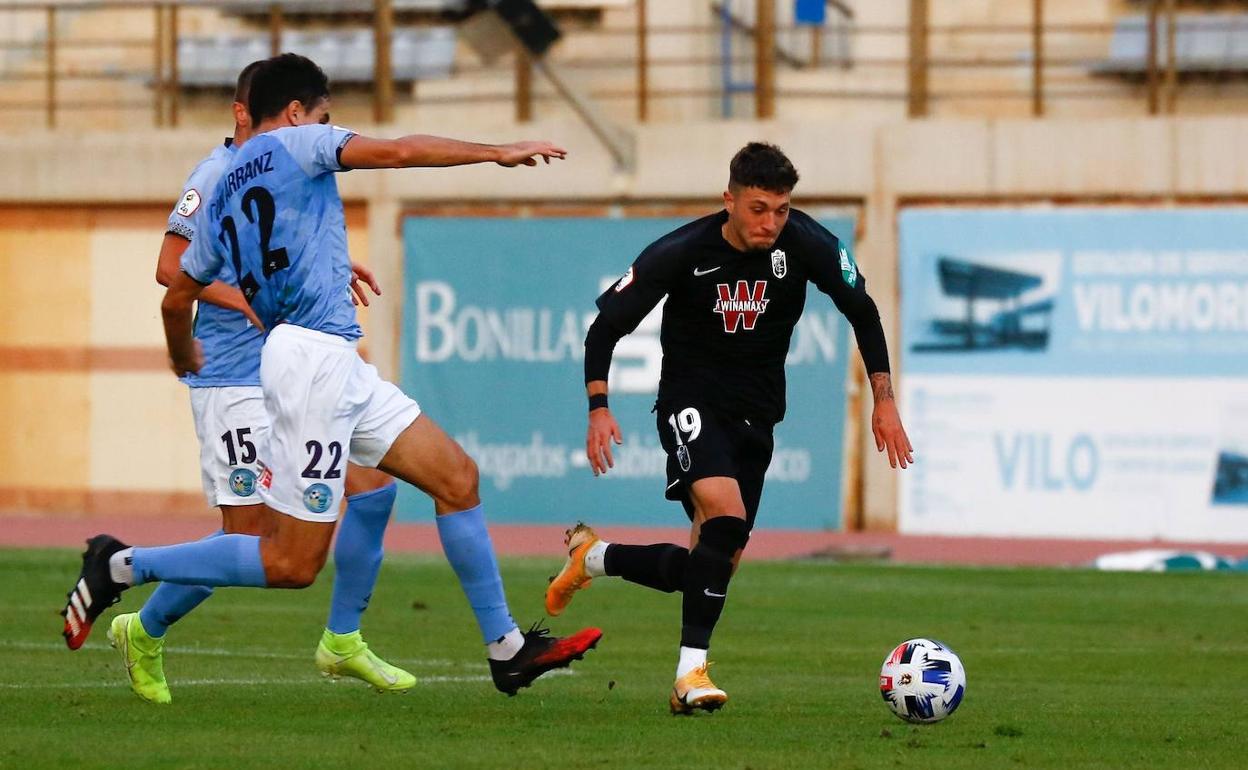 Aranda dirige un ataque de los recreativistas. 