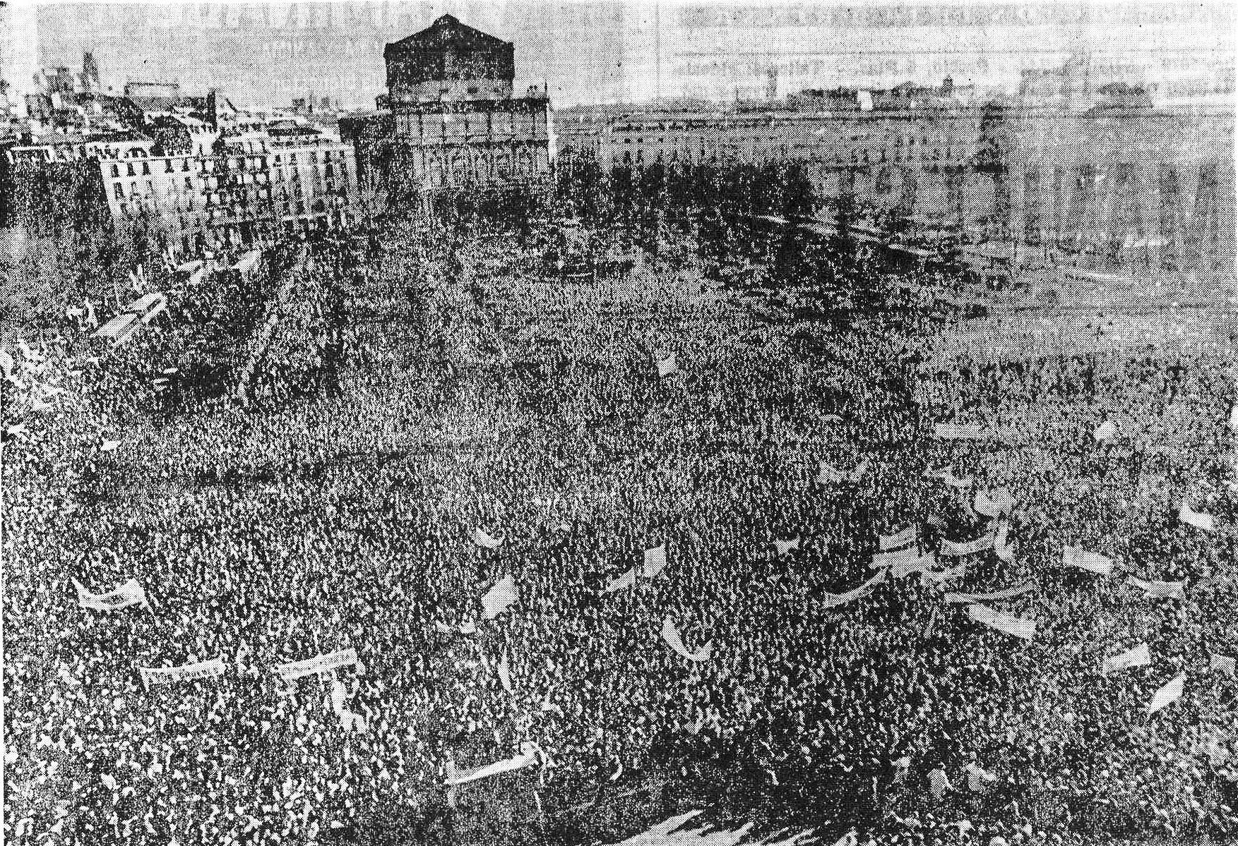 Manifestación en la Plaza de Oriente, el 17 de diciembre de 1970, contra los procesados.
