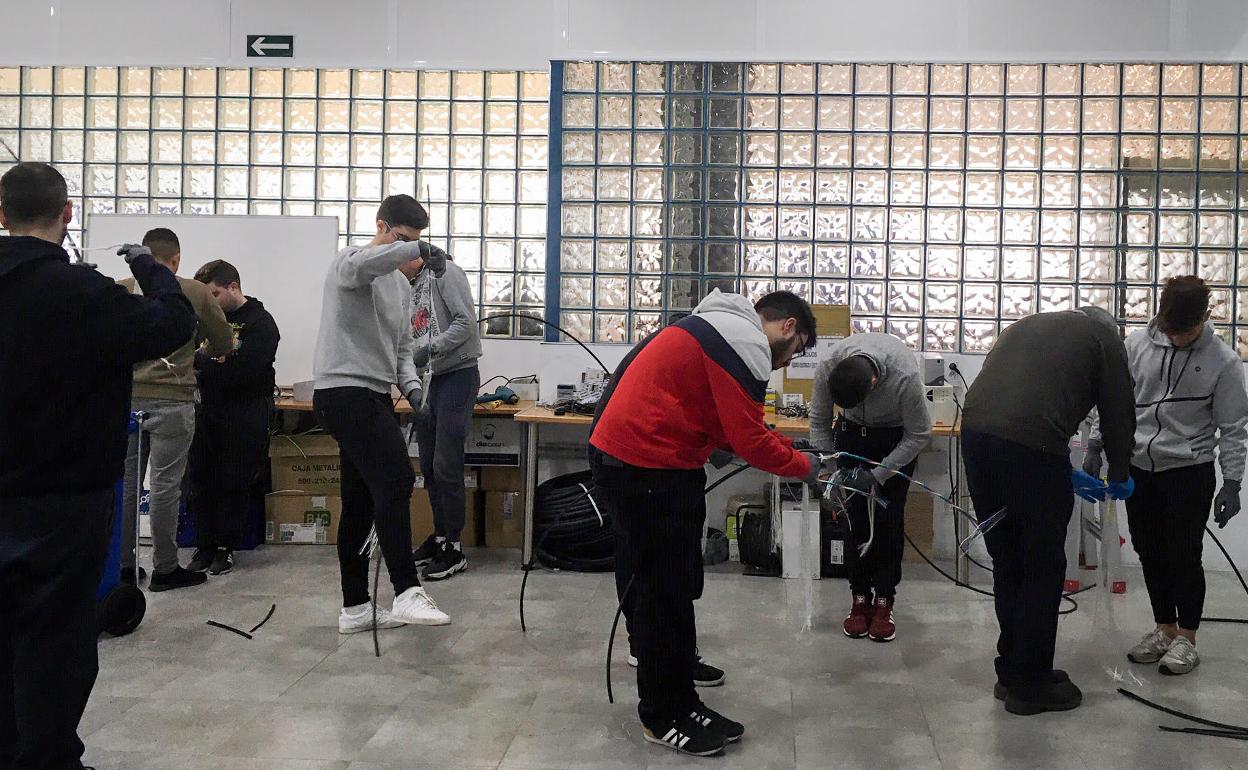 Cámara Granada dará ayudas de 5.000 euros a empresas que contraten a un menor de 30 años