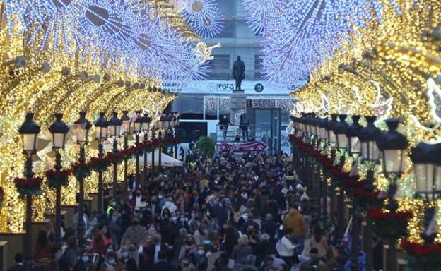 El aviso de Sanidad tras las imágenes en Andalucía: «Hay que evitar las aglomeraciones»