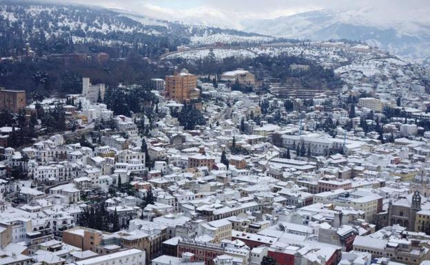 Meteorología pronostica nieve en Granada capital para el sábado