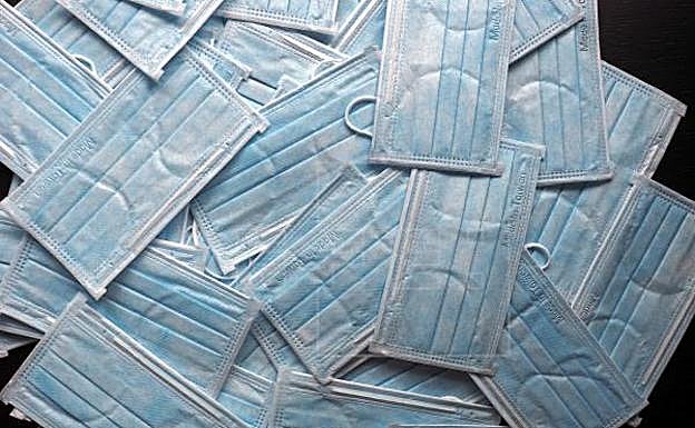 Investigan a un empresario de Granada por la venta fraudulenta de mascarillas y material sanitario a farmacéuticos
