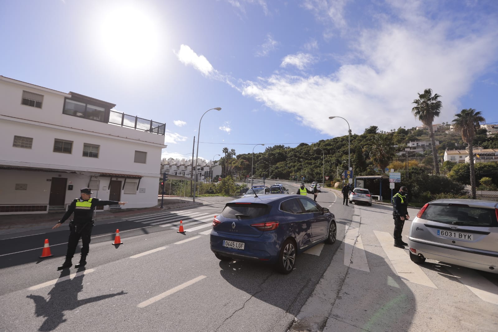 Los ayuntamientos han hecho un esfuerzo extra para controlar la entrada de personas a sus términos municipales.