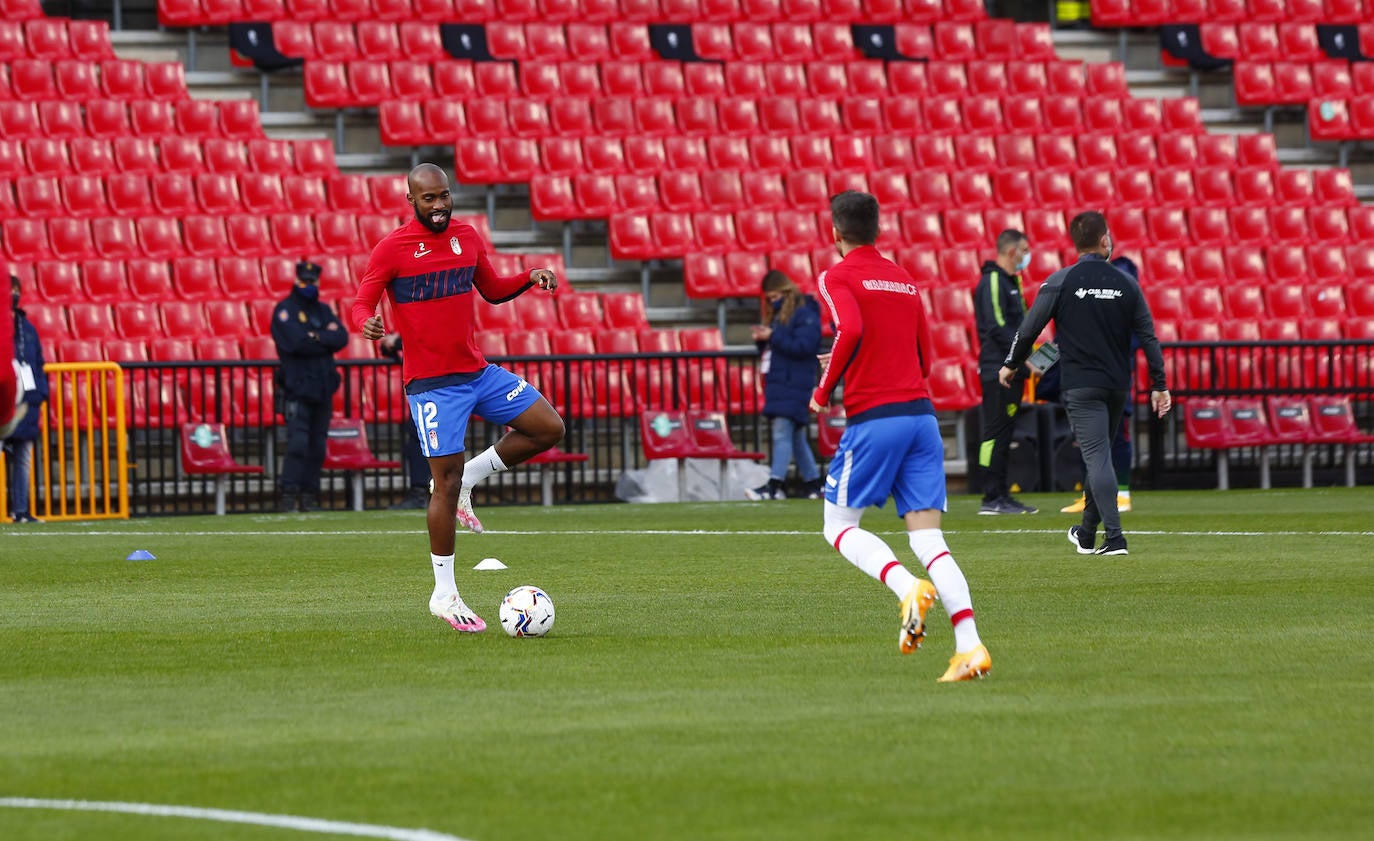 Repasa todas las imágenes del duelo entre rojiblancos y oscenses