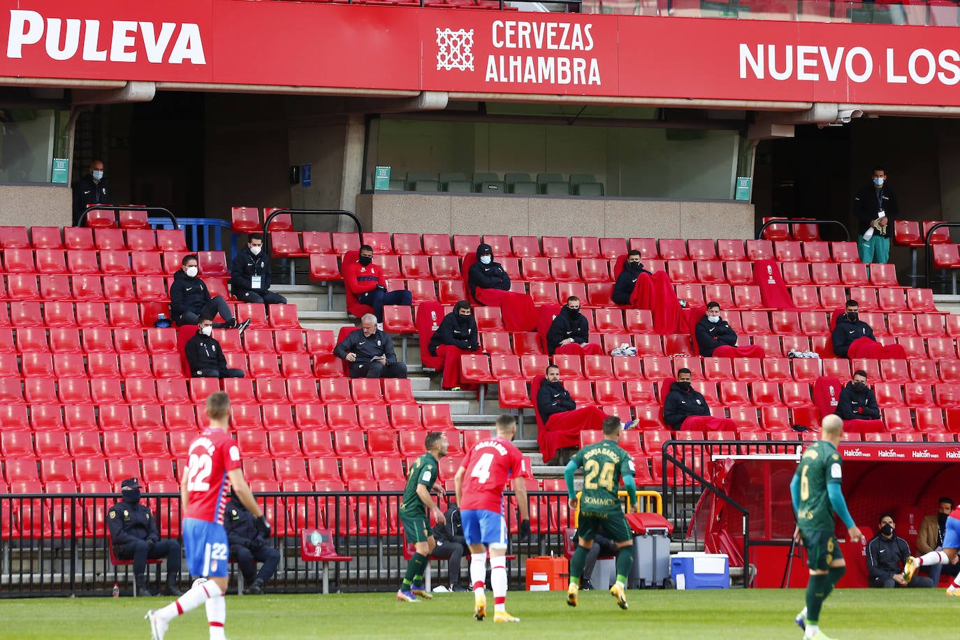 Repasa todas las imágenes del duelo entre rojiblancos y oscenses