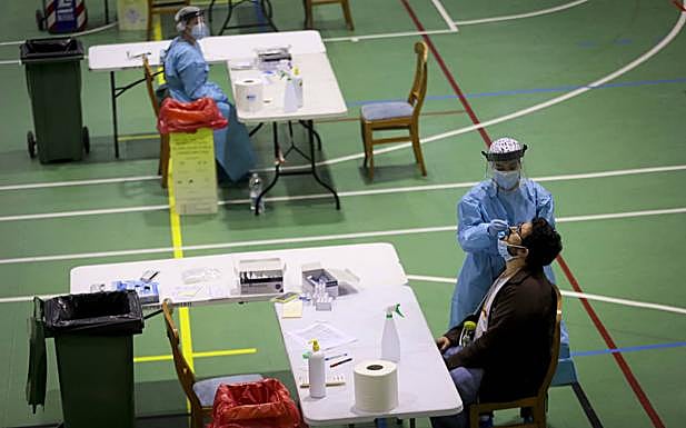 Granada registra por segundo día consecutivo la cifra más baja de nuevos contagios de Andalucía