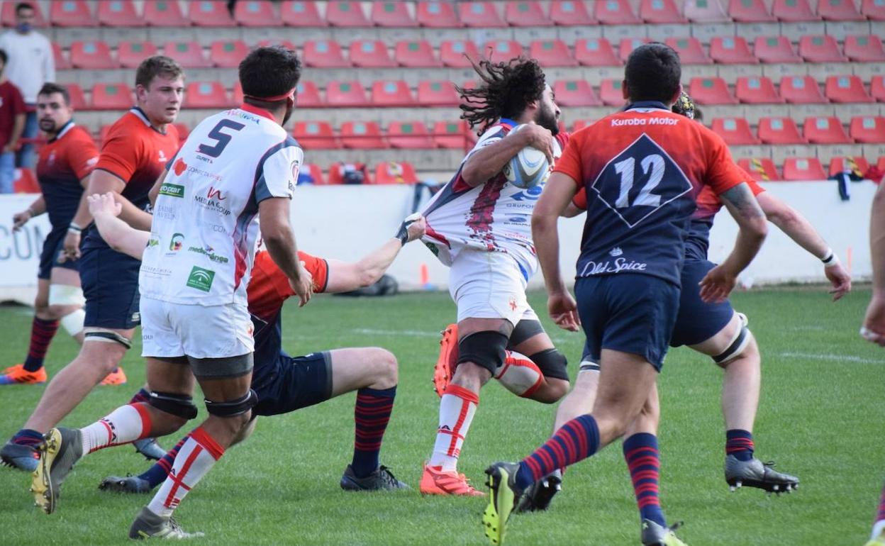 URA, en un encuentro cargado de emotividad, recibe por primera vez a un Mairena que no ha ganado. 