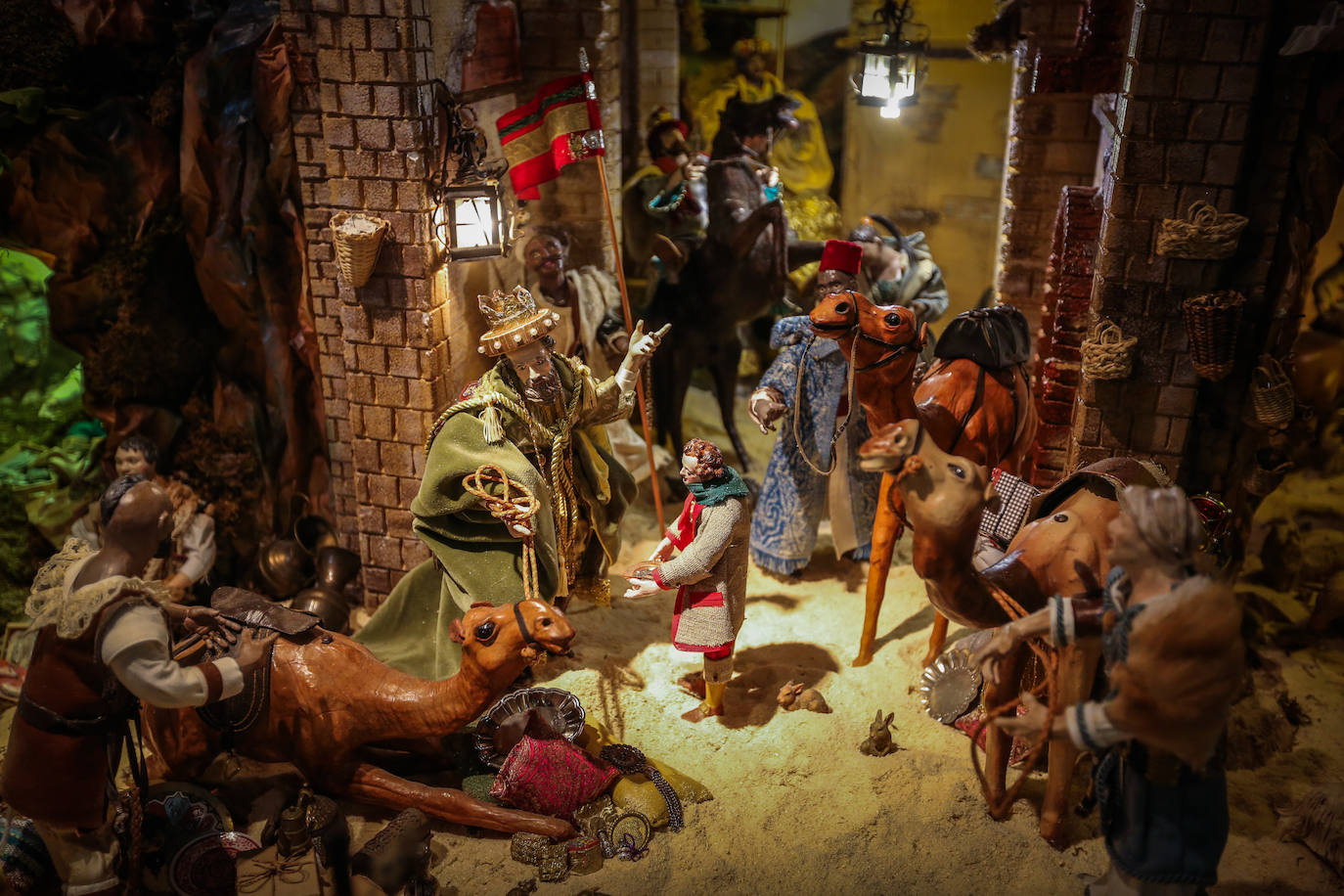 Belén napolitano de la hermandad del Vía Crucis. 