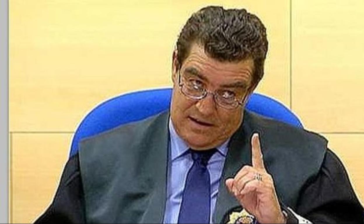 Juez Calatayud: «Al alcanzar los 18 años ya eres mayor de edad para lo bueno y para lo malo»