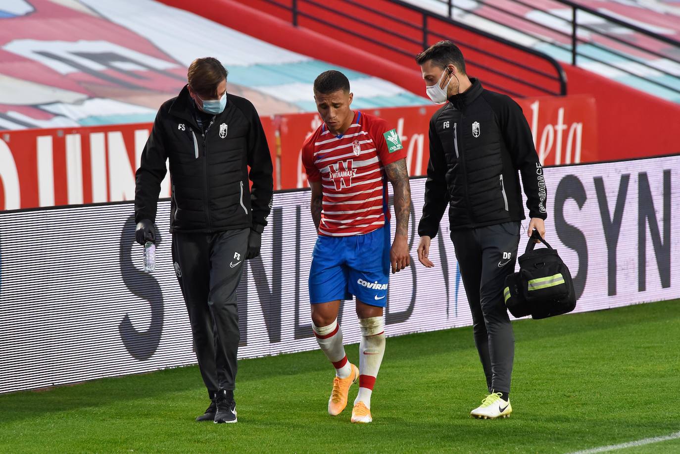 Estas son las mejores imágenes del partido disputado en el coliseo rojiblanco