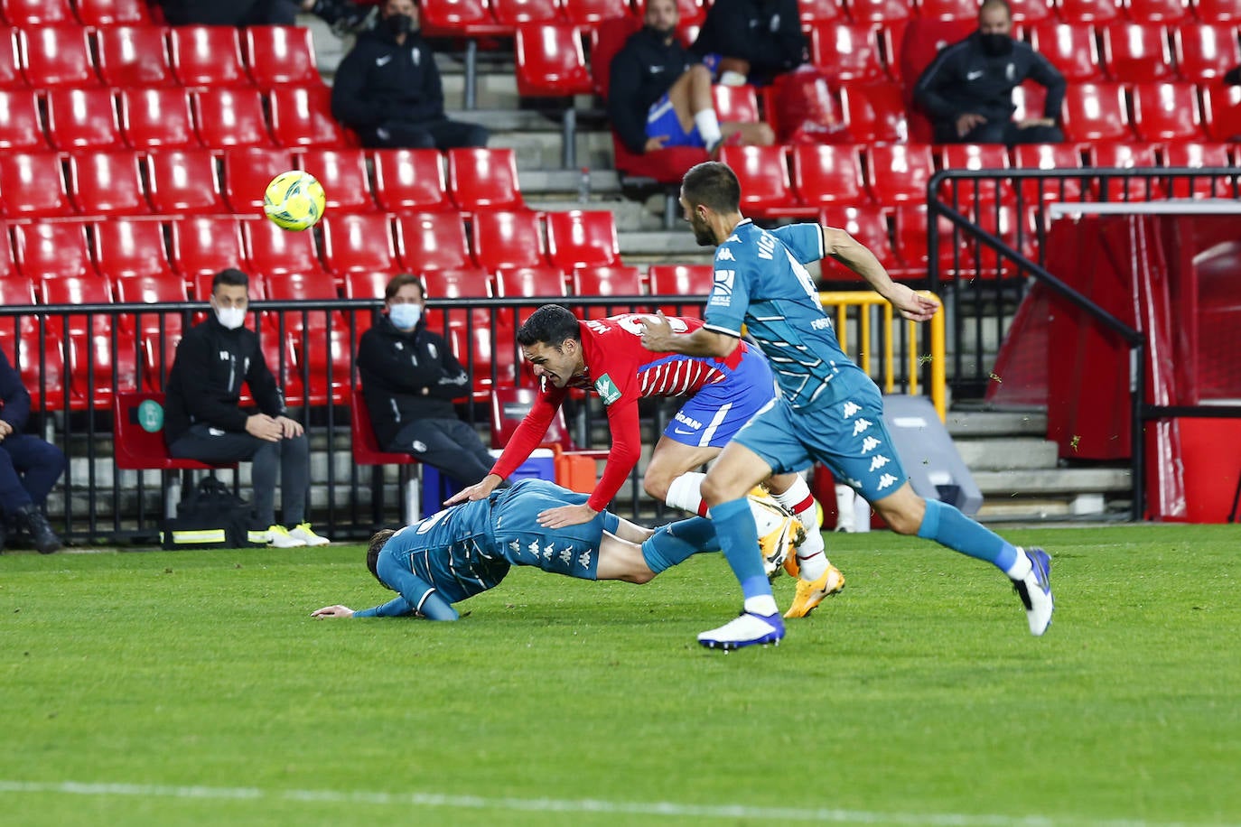 Estas son las mejores imágenes del partido disputado en el coliseo rojiblanco