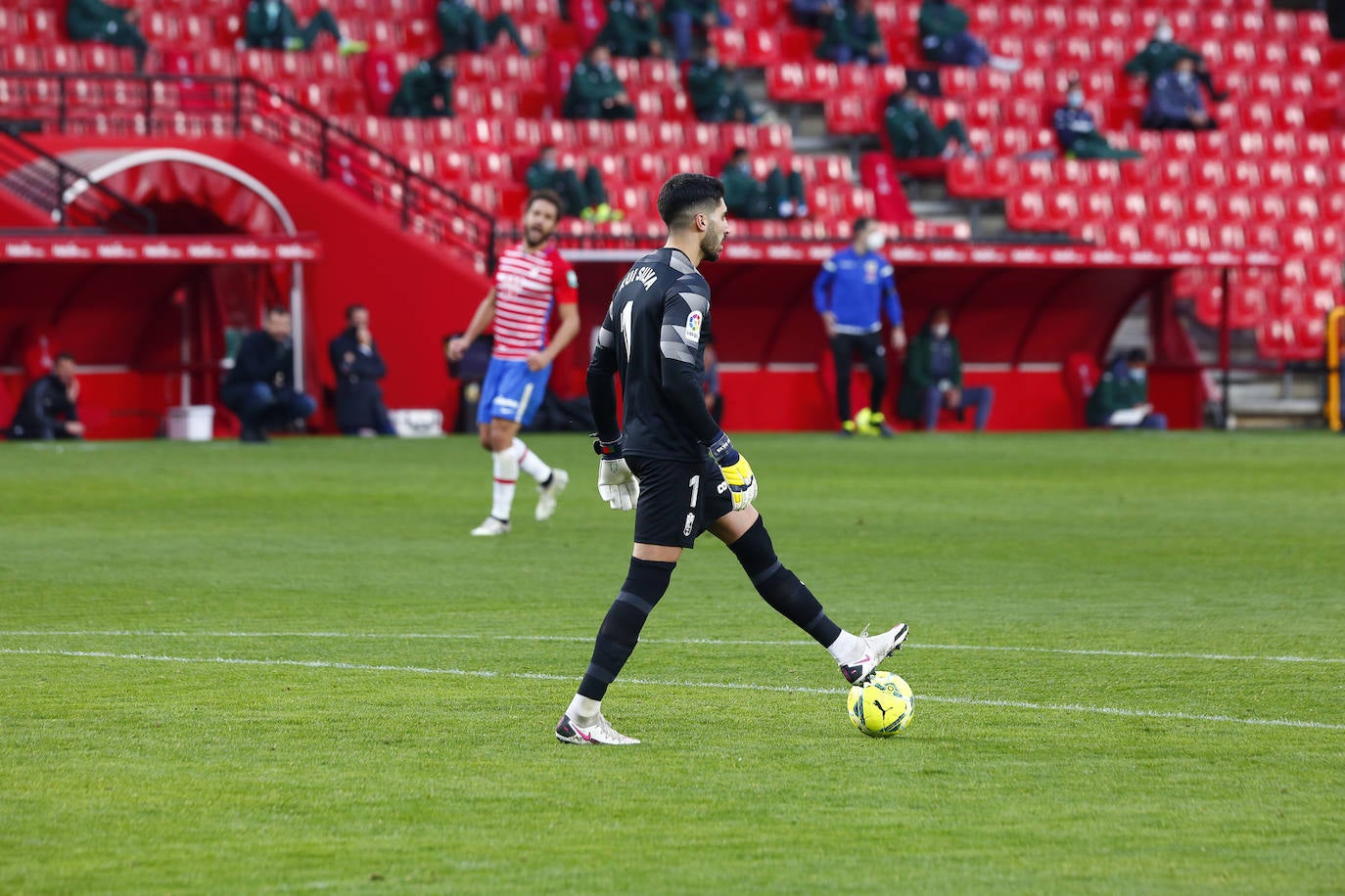 Estas son las mejores imágenes del partido disputado en el coliseo rojiblanco