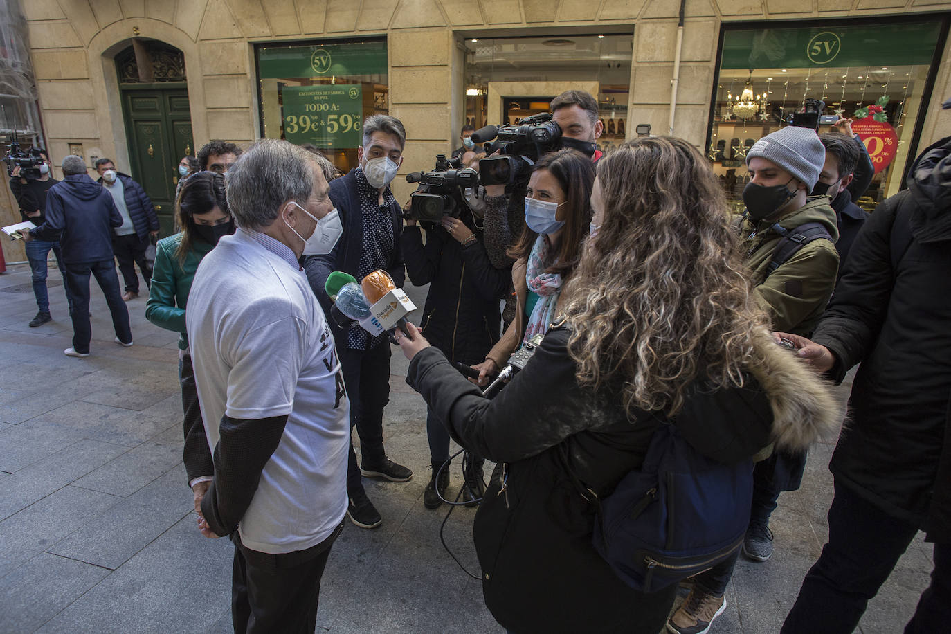 Alegría por partida doble en Granada capital con el Gordo y el cuarto premio.