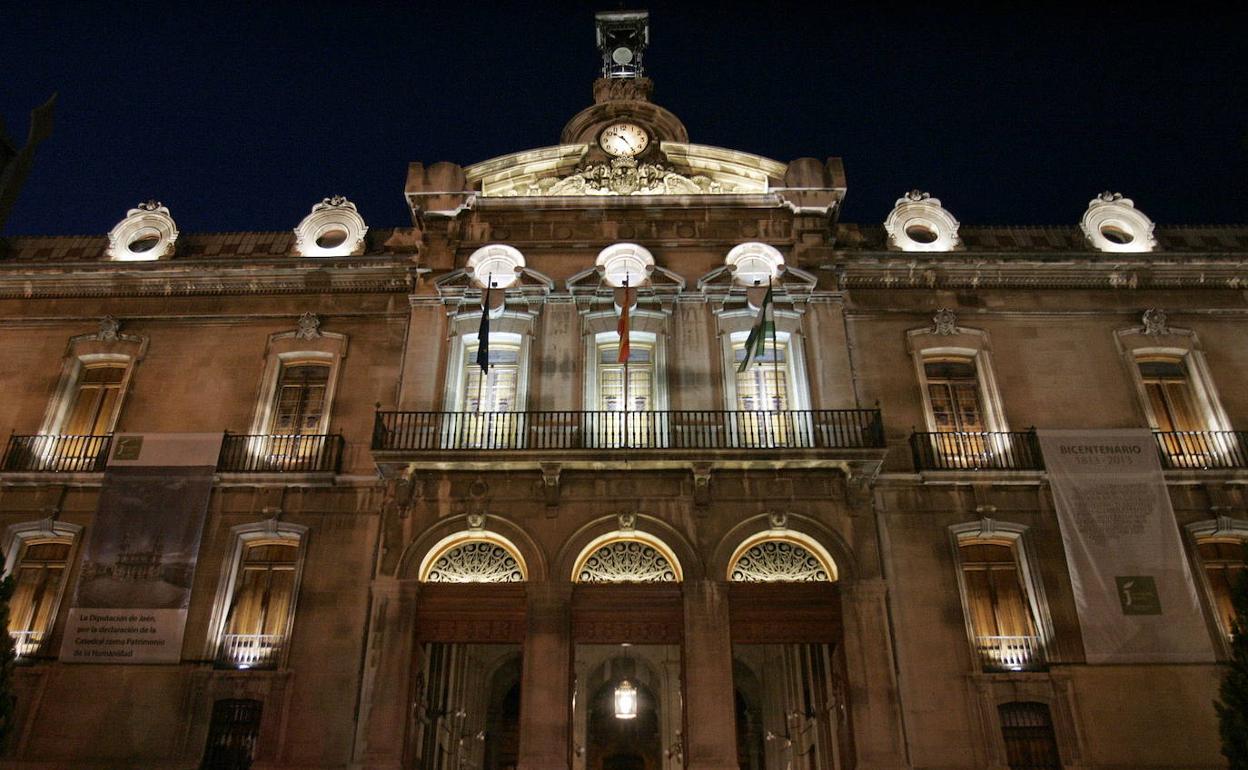 Fachada del palacio de la Diputación Provincial de Jaén. 