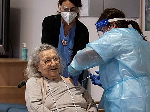 Granada cierra el año con solo cinco mayores infectados en residencias