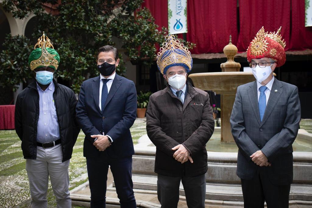 Oyono Nve Oyana, Luis Salvador, Jacinto Escobar y Javier García López de la Serrana. 