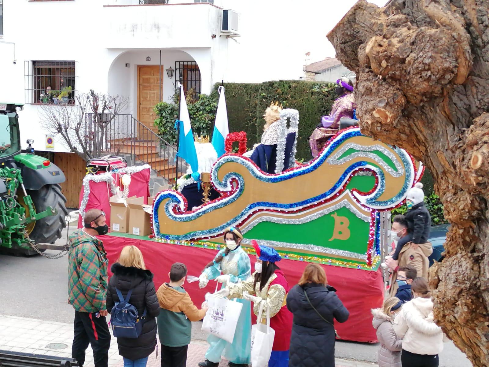 La carroza de los Reyes en Vegas del Genil.