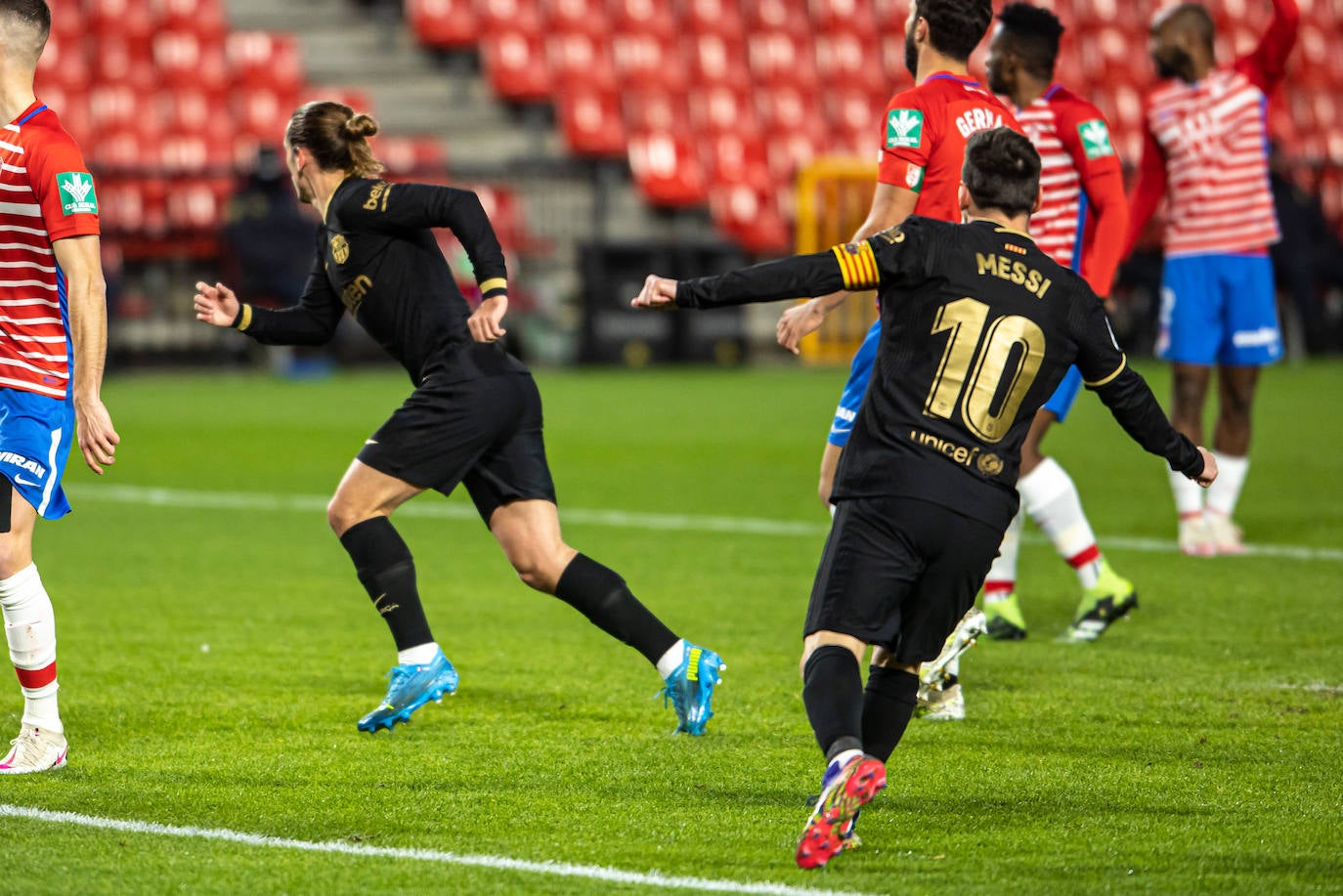 Fotos: Las mejores imágenes del Granada-FC Barcelona